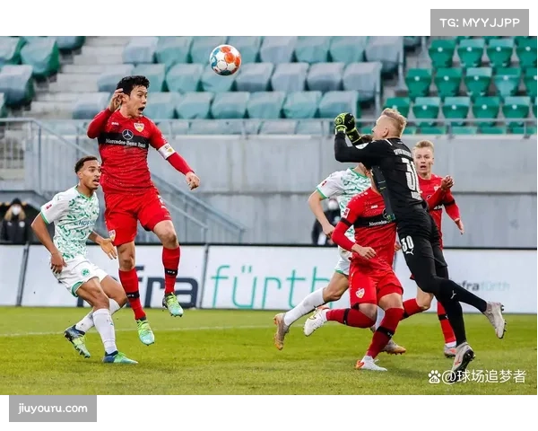 汉堡对阵斯图加特 主队寻求摆脱降级区压力